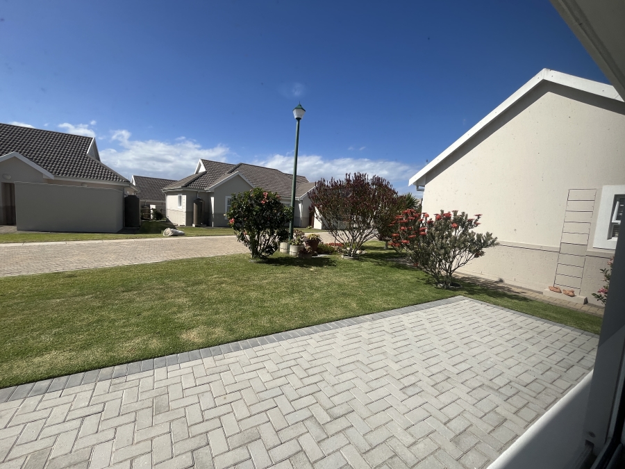 2 Bedroom Property for Sale in Heiderand Western Cape